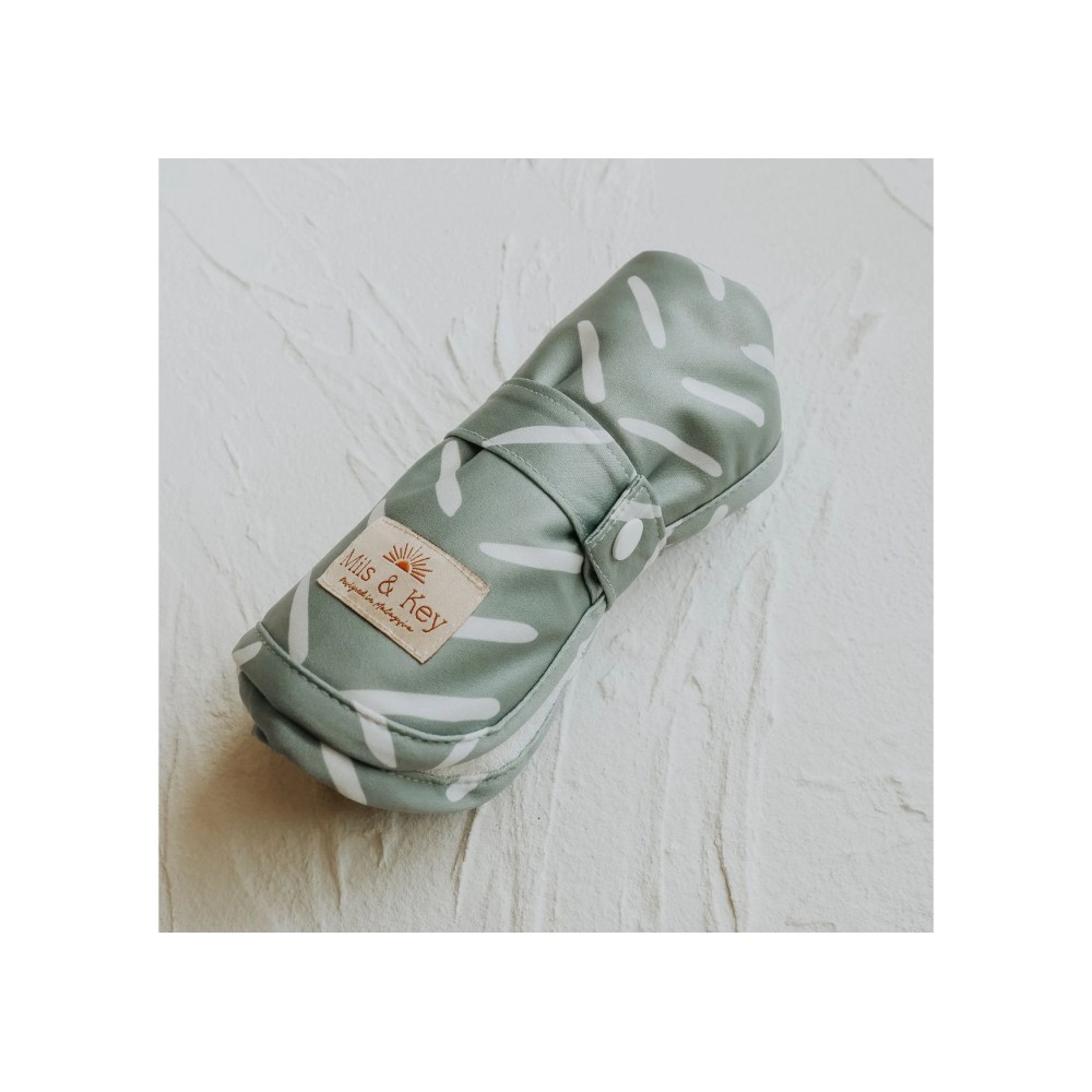 Mils & Key's Travel Bamboo Change Mat - Forest Sage Arrow